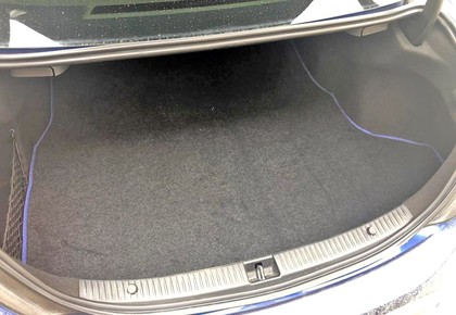 Ворсовые коврики на Mercedes C (W205) 2014 - 2023 в Хабаровске Ворсовые коврики на Mercedes C (W205) 2014 - 2023 в Хабаровске