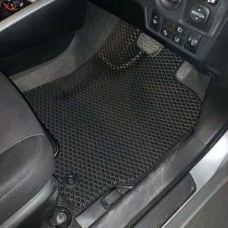 Ворсовые коврики на Toyota Corolla Fielder (E16) 2й рестайлинг 2017&nbsp;-&nbsp;2026 в Хабаровске