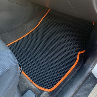 Ворсовые коврики на Mazda 3 2003&nbsp;-&nbsp;2009 в Хабаровске