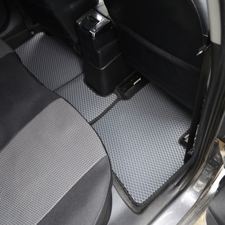 Ворсовые коврики на KIA Rio III 2011 - 2017 в Хабаровске Ворсовые коврики на KIA Rio III 2011 - 2017 в Хабаровске