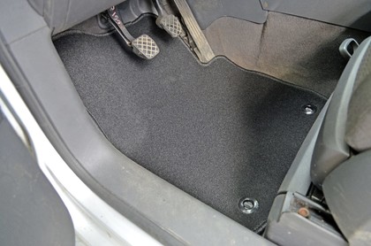 Ворсовые коврики на Volkswagen Touran 1 2003&nbsp;-&nbsp;2016 в Хабаровске