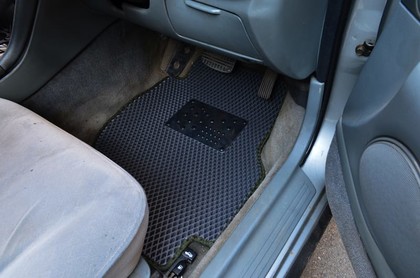 Ворсовые коврики на Mitsubishi Diamante II 1995 - 2005 в Хабаровске Ворсовые коврики на Mitsubishi Diamante II 1995 - 2005 в Хабаровске