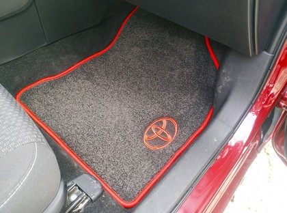 Ворсовые коврики на Toyota Corolla (E18) 2012&nbsp;-&nbsp;2019 в Хабаровске