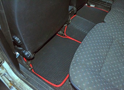 EVA коврики на Volkswagen Passat B4 1993 - 1997 в Хабаровске EVA коврики на Volkswagen Passat B4 1993 - 1997 в Хабаровске