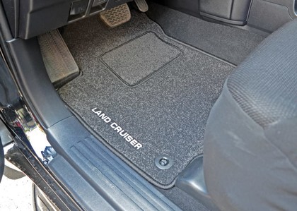 Ворсовые коврики на Toyota Land Cruiser Prado 150 2009&nbsp;-&nbsp;2023 в Хабаровске