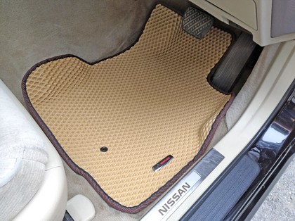 Ворсовые коврики на Nissan Fuga (Y50) 2004 - 2009 в Хабаровске Ворсовые коврики на Nissan Fuga (Y50) 2004 - 2009 в Хабаровске