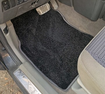 Коврики на Nissan X-Trail I 2001 - 2007 в Хабаровске Коврики на Nissan X-Trail I 2001 - 2007 в Хабаровске