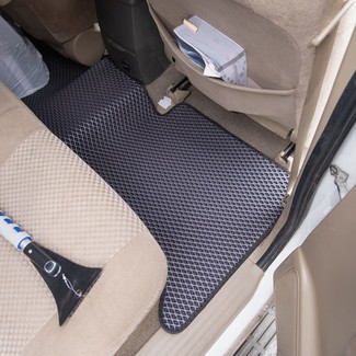 Коврики на Toyota Fortuner I 2004 - 2015 в Хабаровске Коврики на Toyota Fortuner I 2004 - 2015 в Хабаровске