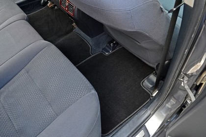 Ворсовые коврики на Toyota Camry (XV50) 2011&nbsp;-&nbsp;2018 в Хабаровске