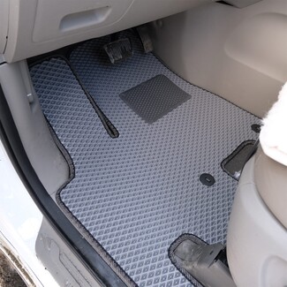 EVA коврики на KIA Carnival III 9 мест и 11 мест 2014 - 2021 в Хабаровске EVA коврики на KIA Carnival III 9 мест и 11 мест 2014 - 2021 в Хабаровске