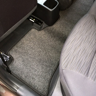 Ворсовые коврики на KIA Rio III 2011 - 2017 в Хабаровске Ворсовые коврики на KIA Rio III 2011 - 2017 в Хабаровске