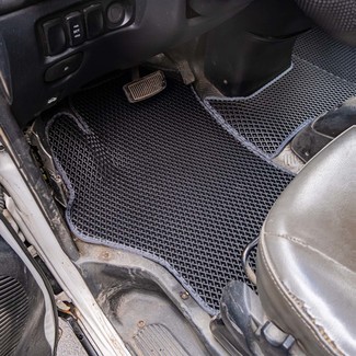 Коврики на Hyundai Starex 1996&nbsp;-&nbsp;2007 в Хабаровске