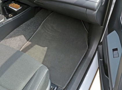 EVA коврики на Toyota Rav4 IV 2012 - 2019 в Хабаровске EVA коврики на Toyota Rav4 IV 2012 - 2019 в Хабаровске