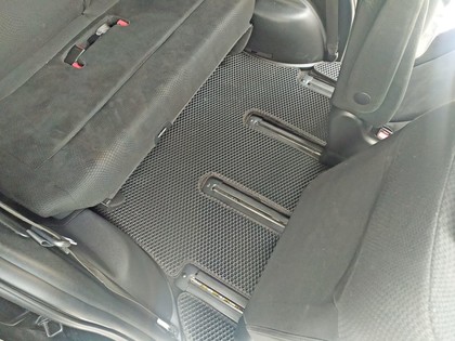 Ворсовые коврики на Honda StepWGN IV 2009&nbsp;-&nbsp;2015 в Хабаровске