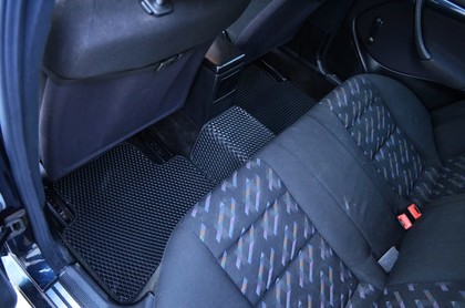 Ворсовые коврики на Mercedes C (W202) 1993 - 2000 в Хабаровске Ворсовые коврики на Mercedes C (W202) 1993 - 2000 в Хабаровске