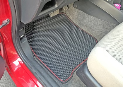 Коврики на Honda Fit I 2001 - 2007 в Хабаровске Коврики на Honda Fit I 2001 - 2007 в Хабаровске