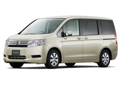 Ворсовые коврики на Honda StepWGN IV 2009&nbsp;-&nbsp;2015 в Хабаровске
