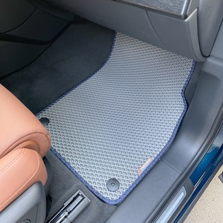 Ворсовые коврики на Audi Q7 II 2015&nbsp;-&nbsp;2026 в Хабаровске