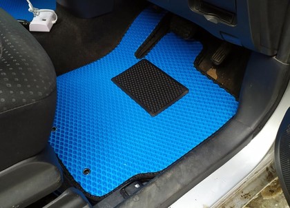 EVA коврики на Toyota Ractis I 2005 - 2010 в Хабаровске EVA коврики на Toyota Ractis I 2005 - 2010 в Хабаровске