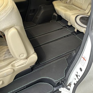 Коврики на Toyota Vellfire (H30) 2015&nbsp;-&nbsp;2023 в Хабаровске