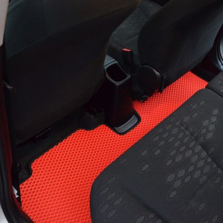 Ворсовые коврики на Subaru Trezia 2010&nbsp;-&nbsp;2016 в Хабаровске