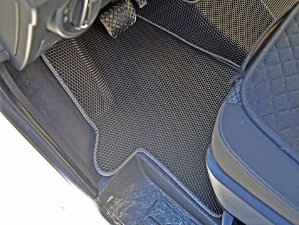 Ворсовые коврики на Volkswagen Multivan (T6.1) 2019&nbsp;-&nbsp;2024 в Хабаровске