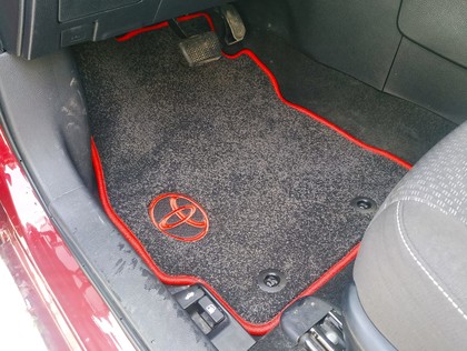 Ворсовые коврики на Toyota Corolla (E18) 2012&nbsp;-&nbsp;2019 в Хабаровске