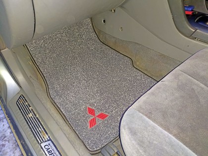Ворсовые коврики на Mitsubishi Galant VIII 1996&nbsp;-&nbsp;2005 в Хабаровске